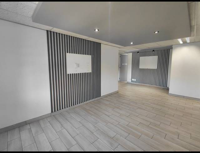405M² OFFICE TO LET IN BRYANSTON